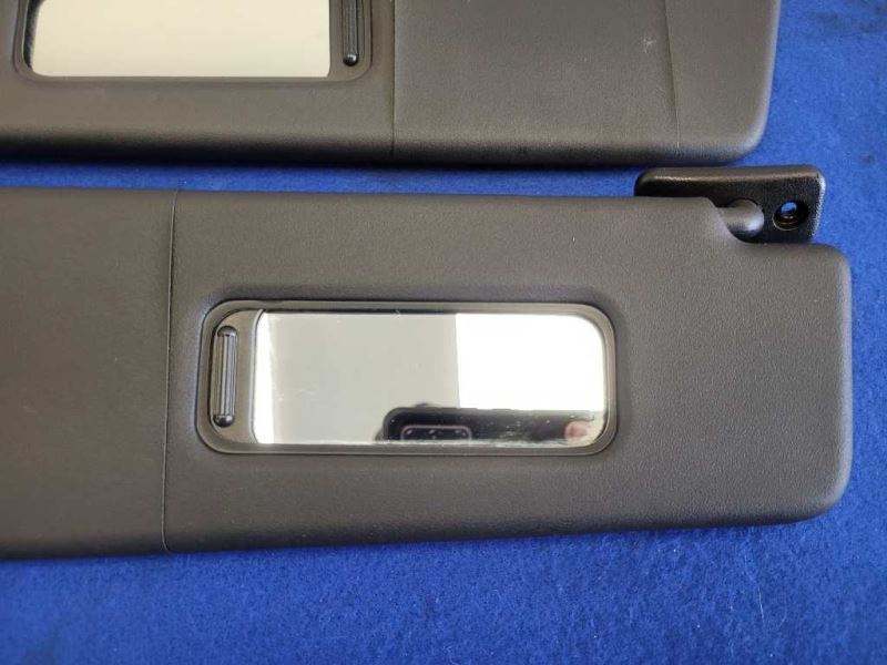 2010-2015 Chevrolet Camaro SS Pair Sun Visors Coupe No Sunroof 2462 - The Parts Farm