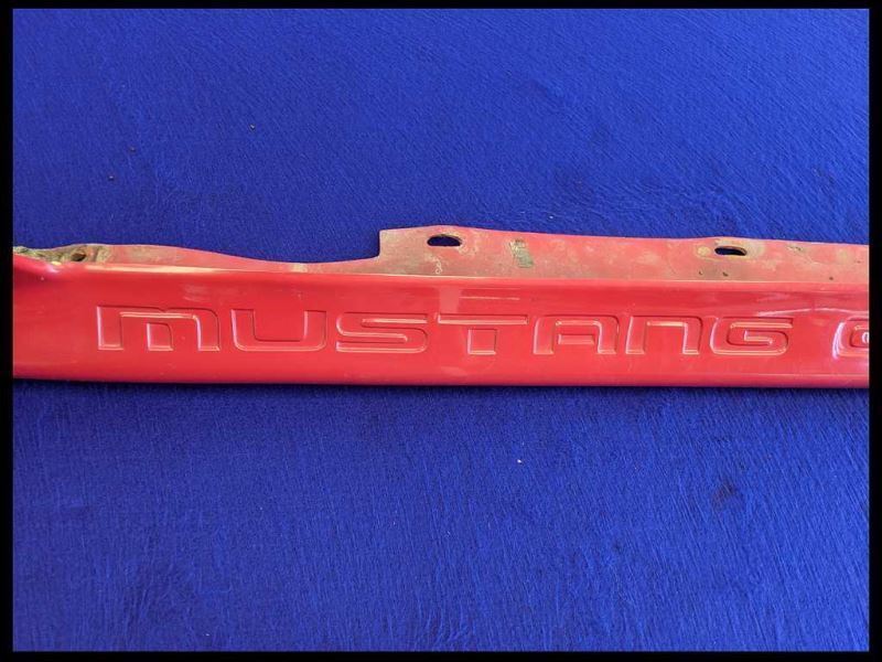 1991 Ford Mustang GT 5.0L Convertible Automatic Driver side Rocker Moulding OEM - The Parts Farm