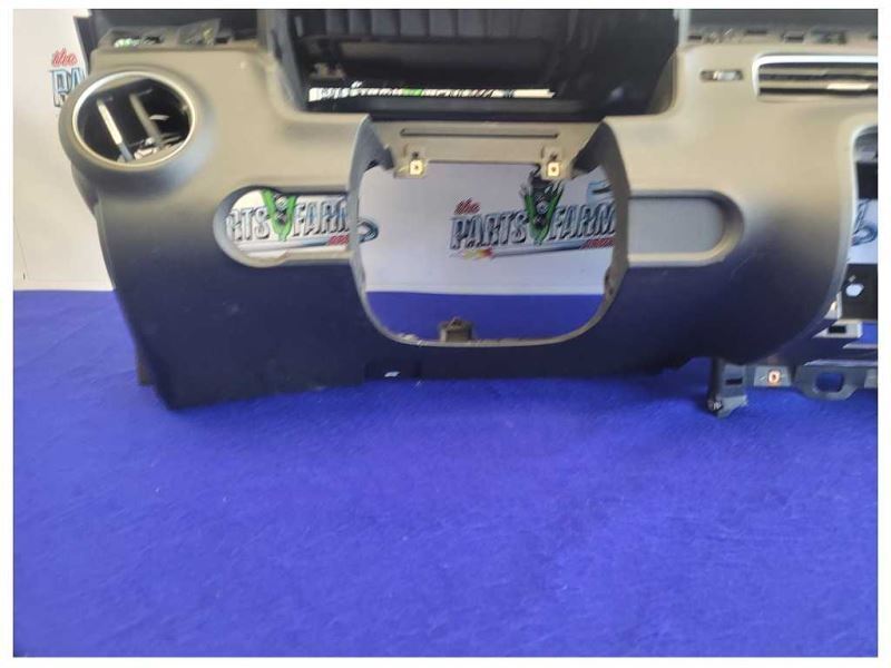 2010-2011 Chevrolet Camaro SS Dash Panel Premium Audio System UQ3 2332 - The Parts Farm