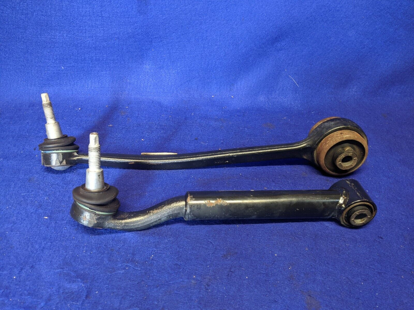 2018-2023 Ford Mustang GT S550 Passenger Right RH Lower Front Control Arm Pair - The Parts Farm
