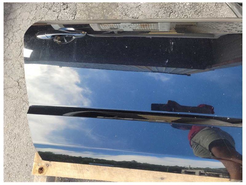 2005-2009 Ford Mustang GT Convertible Passenger Front Door Shell Paint UA 2542 - The Parts Farm