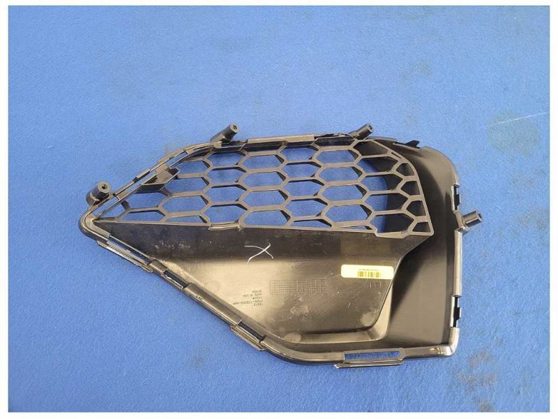 2024 Ford Mustang GT S550 Driver Front Lower Grill PRBB-17B969-AAW M124 - The Parts Farm