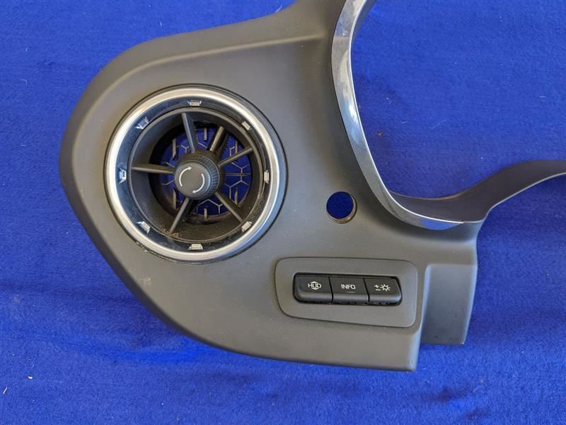 2016-2019 Chevrolet Camaro SS 6.2L Dash Panel Head-up Display Opt UV6 - The Parts Farm