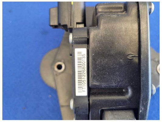 2005-2009 Ford Mustang GT 4.6L Gas Fuel Throttle Drive By Wire Pedal Box 2542