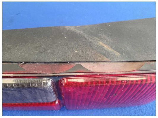 1986-1993 Ford Mustang GT LX 5.0L Passenger Rear Taillight Brake Light 2516