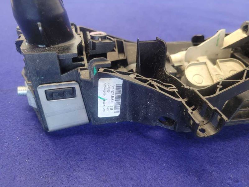 2017 Porsche 911 Turbo 991 Driver Coupe Inner Door Latch 2421 - The Parts Farm