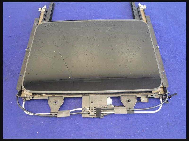 2010-2015 Chevrolet Camaro SS Sunroof Glass Window Upper Roof Frame Track - The Parts Farm