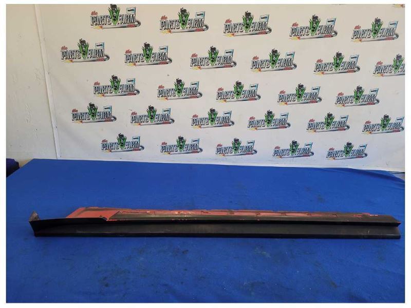 1999-2004 Ford Mustang GT Coupe Driver Lower Rocker Molding Panel *Read* 2474 - The Parts Farm