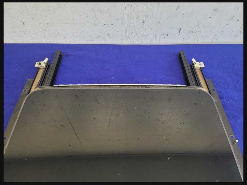 2010-2015 Chevrolet Camaro SS Sunroof Glass Window Upper Roof Frame Track - The Parts Farm