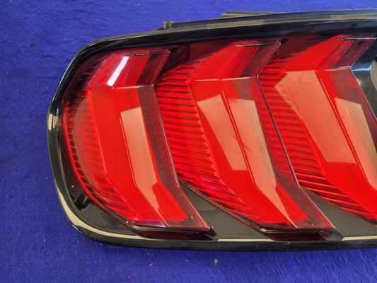 2018-2023 Ford Mustang GT S550 Driver Left LH Taillight Lamp Brake Lens 2339
