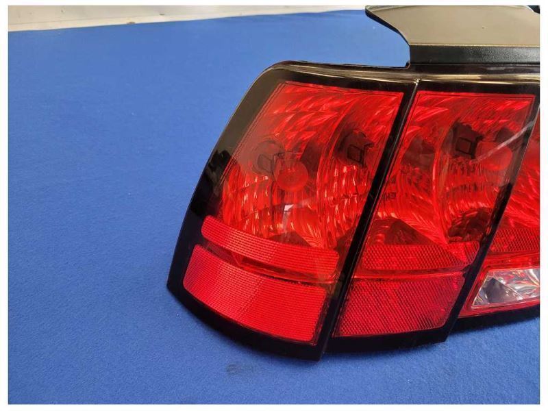 1999-2004 Ford Mustang GT 4.6L Coupe Driver Left Taillight Lamp Brake 2556 - The Parts Farm