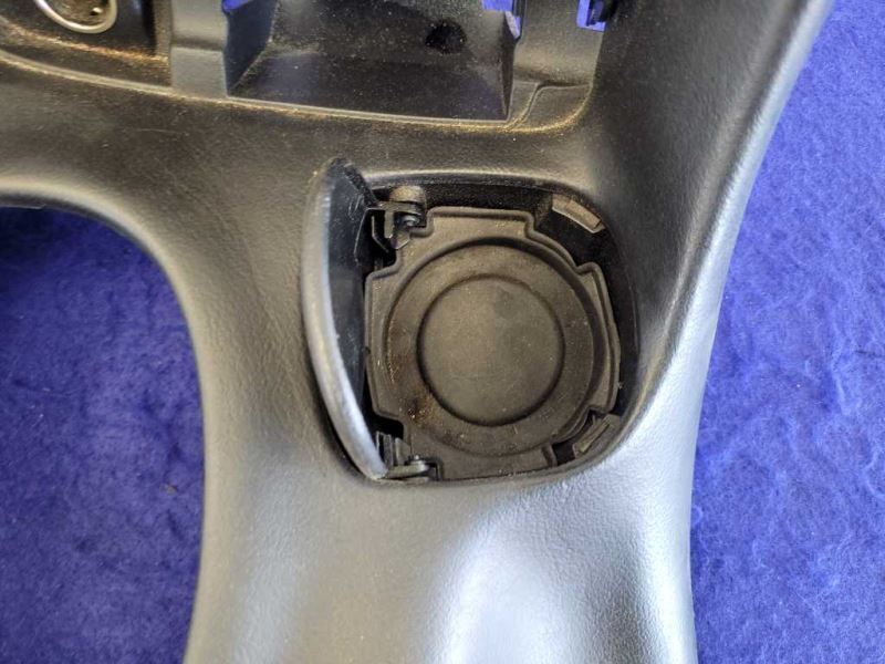 1997-2004 Chevrolet Corvette FRC Z06 C5 Bezel Radio AC Vent Dash Center 2052 - The Parts Farm