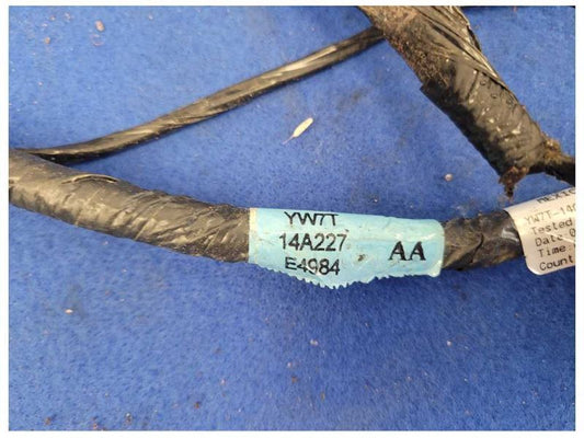 2003-2004 Mercury Marauder 4.6L 4v Body Harness Wire Plug *Broken* 2534