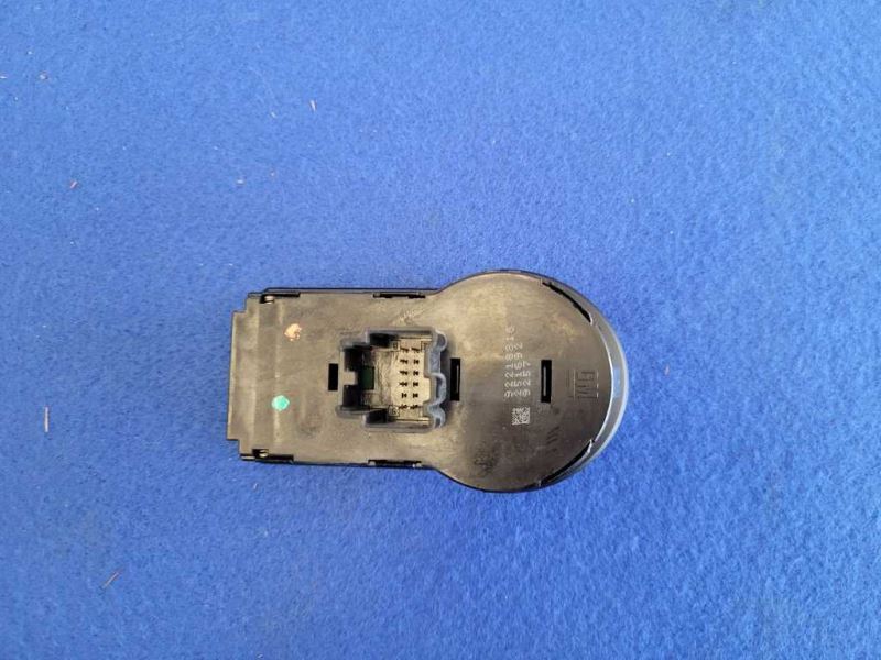 2010-2015 Chevrolet Camaro SS Front Headlight Switch Module Knob 2441 - The Parts Farm