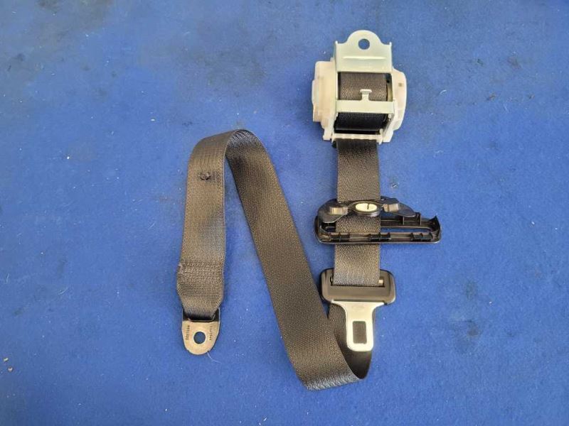 2015-2022 Dodge Charger 6.4L Scat Pack Rear Back Seat Belt Retractor 2414 - The Parts Farm