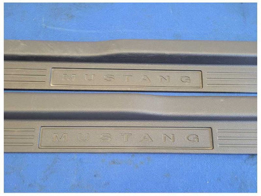 2010-2014 Ford Mustang GT 4.6L Pair Door Sill Plates Scuff Covers Base 2479