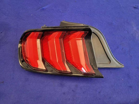 2018-2023 Ford Mustang GT S550 Driver Left LH Taillight Lamp Brake Lens OEM 2306 - The Parts Farm