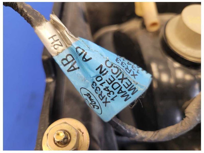 1999-2004 Ford Mustang GT 4.6L Coupe Driver Left Taillight Lamp Brake 2556 - The Parts Farm