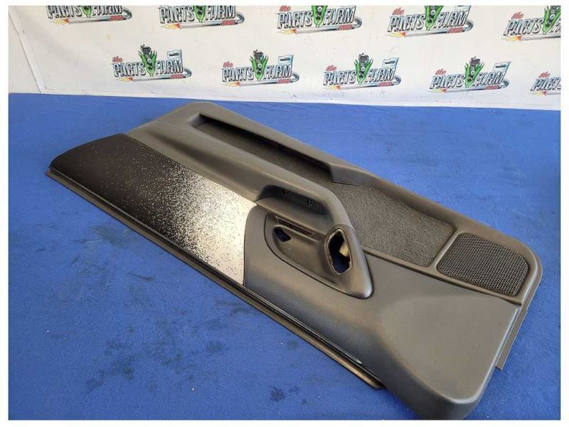 1993 Chevrolet Camaro Z28 Coupe Pair Door Panels Card Handle Bezel 2546 - The Parts Farm
