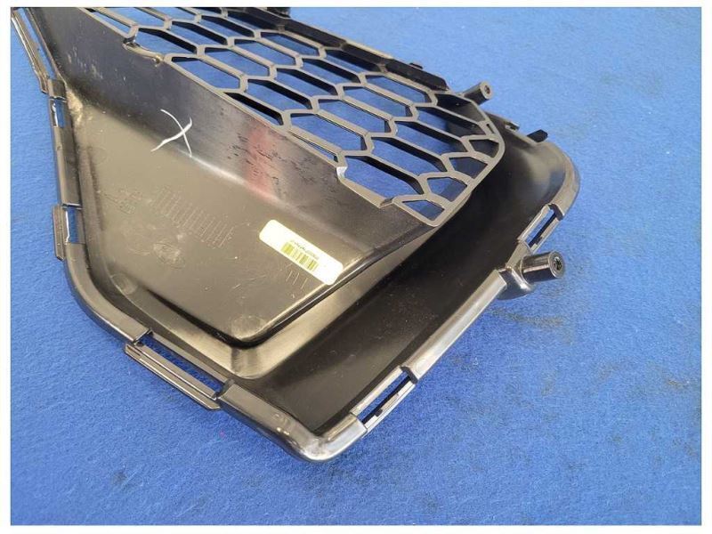 2024 Ford Mustang GT S550 Driver Front Lower Grill PRBB-17B969-AAW M124 - The Parts Farm