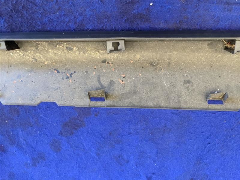 2005-2009 Ford Mustang GT Passenger Right RH Rocker Panel Moulding NEW TAKE OFF - The Parts Farm
