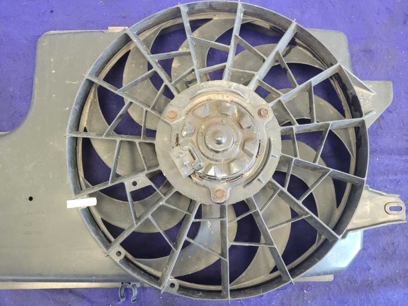 1994-1995 Ford Mustang Cobra GT AC Condenser Fan Air Conditioning Cooling HVAC - The Parts Farm