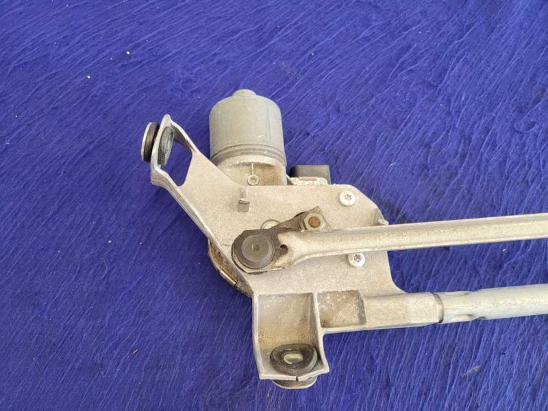 2014 Audi R8 V10 Plus Coupe Driver Left Windshield Wiper Motor Coupe 2136 - The Parts Farm