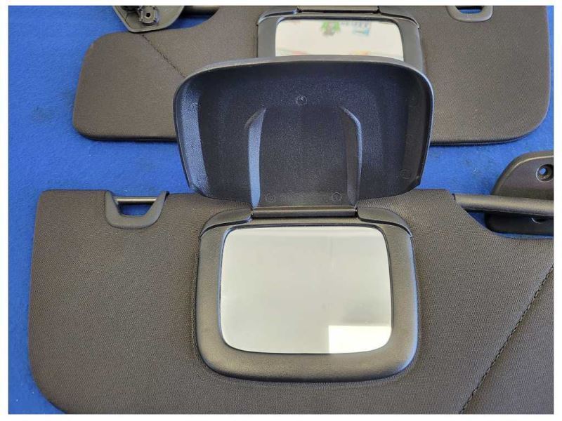 2010 Ford Mustang GT 4.6L Pair Coupe Sun Visors Shade Mirror 2491 - The Parts Farm