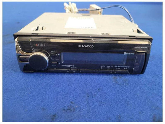 2005-2009 Ford Mustang GT 4.6L Kenwood Radio KDC-X598 Stereo CD Player 2585