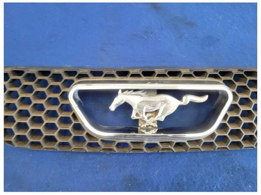 1999-2004 Ford Mustang GT Front Grill Grille Mesh Horse Broke Tabs 2589