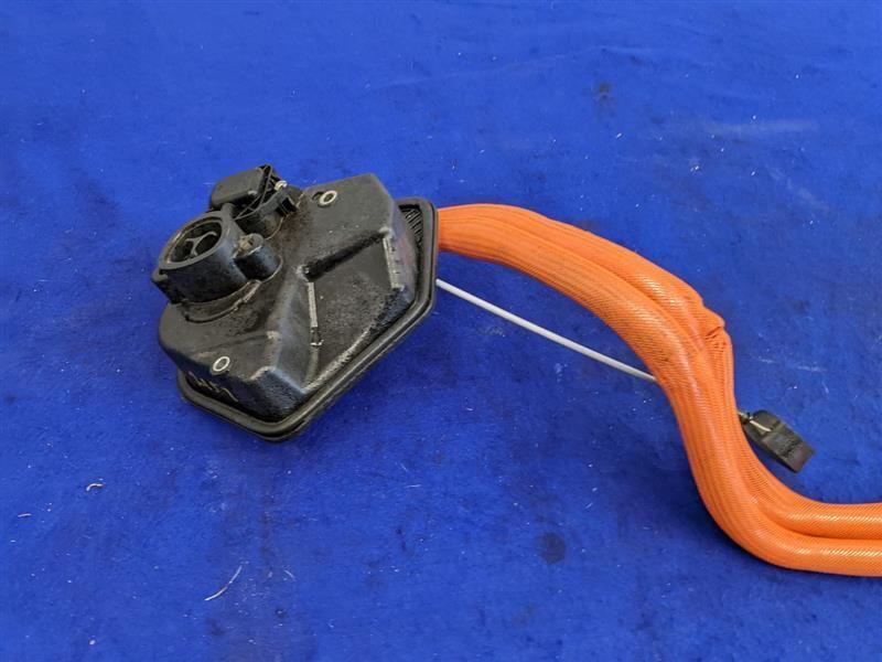 2017 2018 2019 2020 2021 Tesla Model 3 Standard Plus Charging Port Wire Plug - The Parts Farm