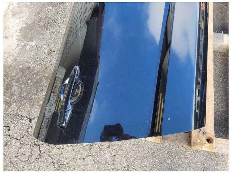 2005-2009 Ford Mustang GT Convertible Passenger Front Door Shell Paint UA 2542 - The Parts Farm