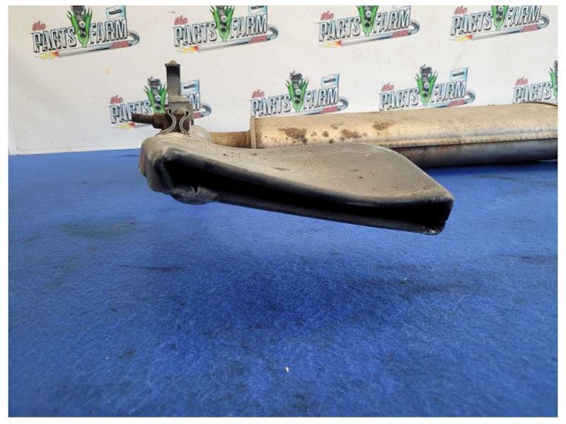 1993 Chevrolet Camaro Z28 Coupe Exhaust Muffler Tips Rear *Bent* 2546 - The Parts Farm