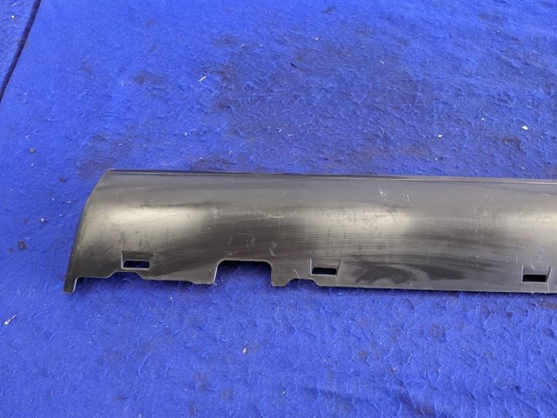 2005-2009 Ford Mustang GT Passenger Right RH Rocker Panel Moulding NEW TAKE OFF - The Parts Farm