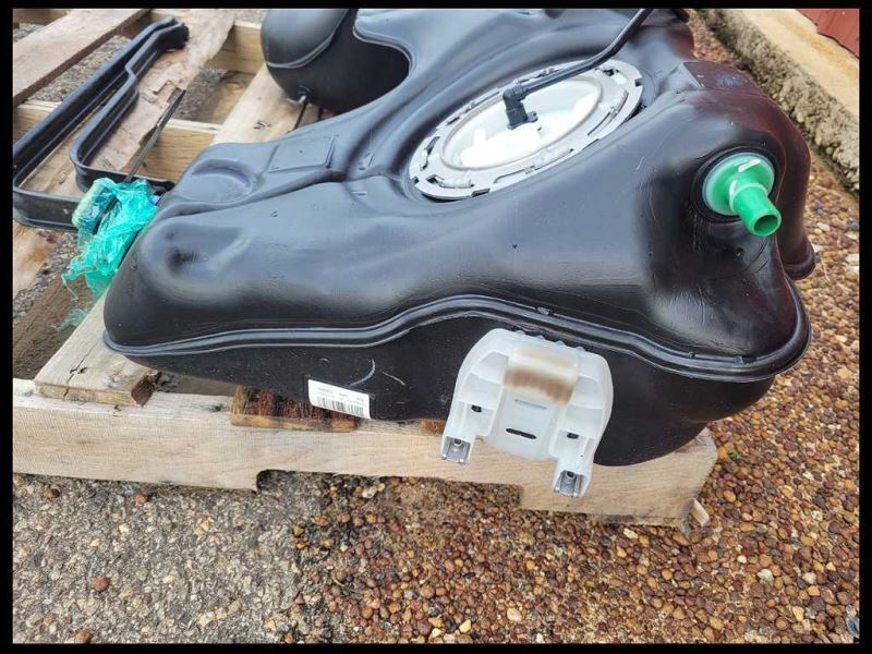 2015-2020 BMW M4 3.0L F82 F83 Fuel Tank Cell Gas Rear Petrol Passenger - The Parts Farm