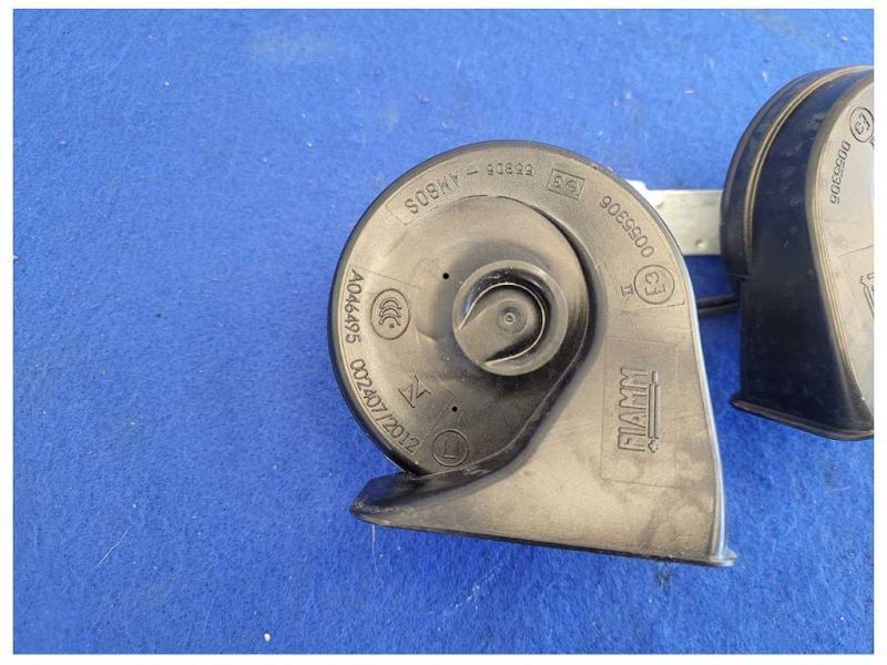 2011-2014 Ford Mustang GT 5.0L Dual Horn Emergency Noise 2471 - The Parts Farm