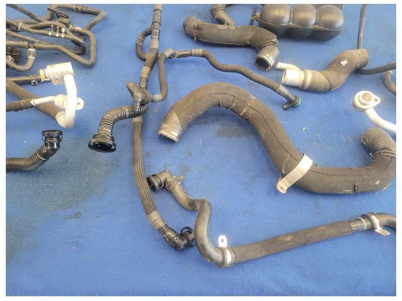 2014 Audi R8 V10 Coupe Assorted Hoses Pipes Rubber 2136 - The Parts Farm