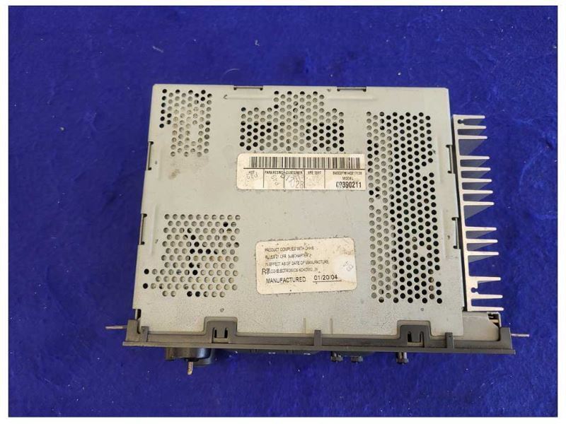 2004 Chevrolet Corvette Z06 FRC Audio Radio AM FM Receiver Stereo 2082 - The Parts Farm