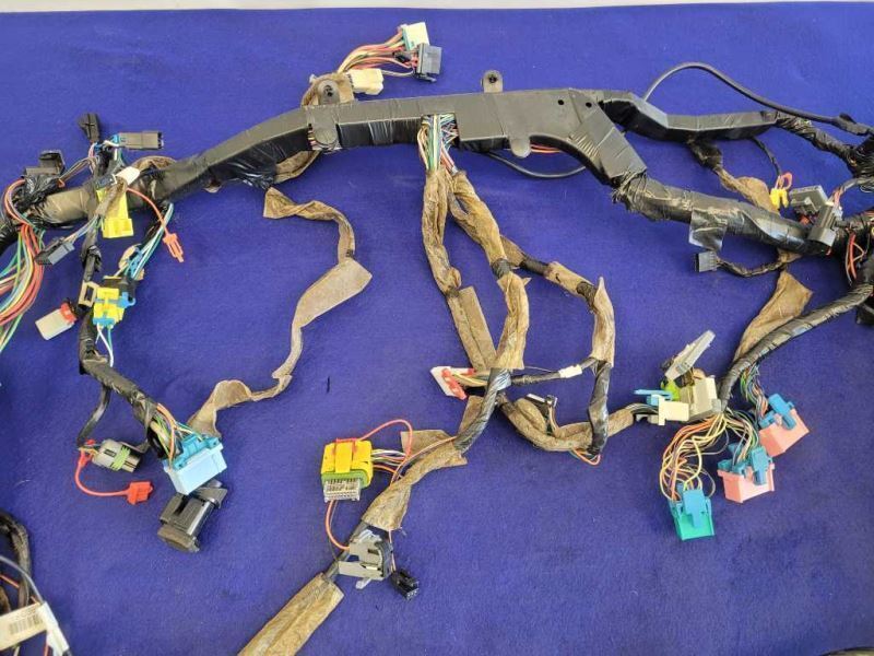 2004 Chevrolet Corvette FRC Z06 Dash Harness Wire Plug Cut Wires 2052 - The Parts Farm