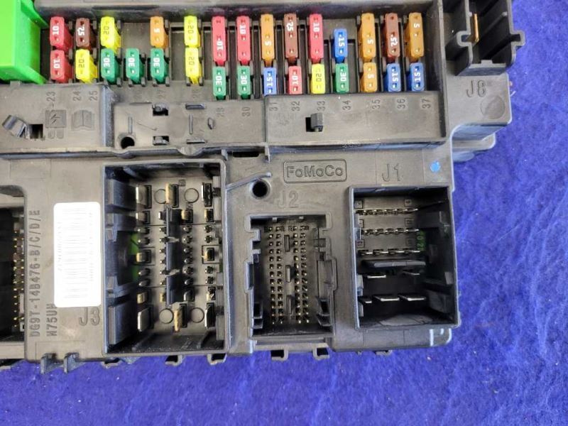 2015 Ford Mustang GT 5.0L S550 Fuse Box Power Distibution Engine Auto 2182 - The Parts Farm