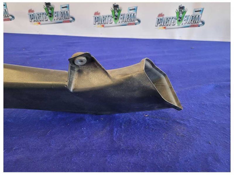 2011-2015 Audi R8 V10 Coupe Passenger RH Air Intake Tubes Ducts Rear 2136 - The Parts Farm