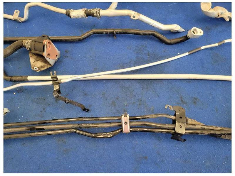 2014 Audi R8 V10 Coupe Assorted Hoses Pipes AC Cooling Lines *Parts* 2136 - The Parts Farm