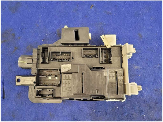 2012 Ford Mustang GT500 SVT Body Control Module BCM Fuse BR3T-150604-DA 2812
