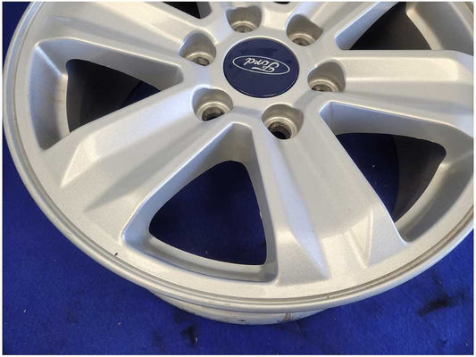 2015-2020 Ford F150 F-150 Truck Wheel 17x7.5 Silver 6 Spoke Rim *Scuffs* 2831