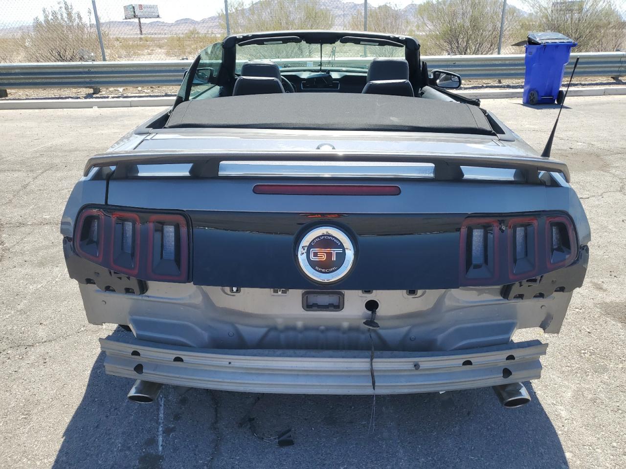2014 Ford Mustang GT Convertible Pair Front Door Panels Card Running Horse Shaker Casino