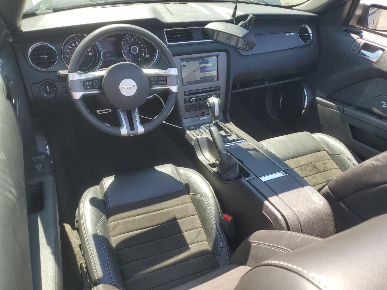 2014 Ford Mustang GT Convertible Pair Front Door Panels Card Running Horse Shaker Casino