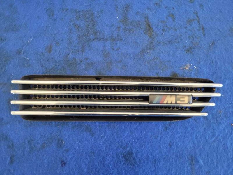 2001-2006 BMW M3 Convertible Driver Left Front Fender Vent Grill 2451 - The Parts Farm