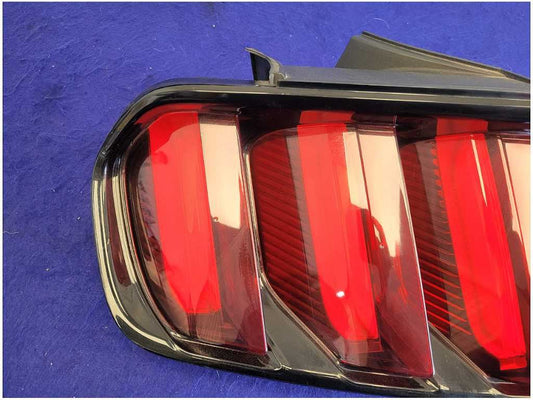 2015-2017 Ford Mustang GT S550 Driver LH Taillight Brake Lens Light 2748