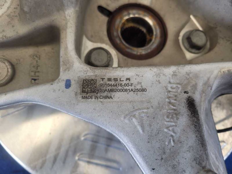 2017-2021 Tesla Model 3 Long Range Dual Motor Passenger Rear Spindle 2139 - The Parts Farm