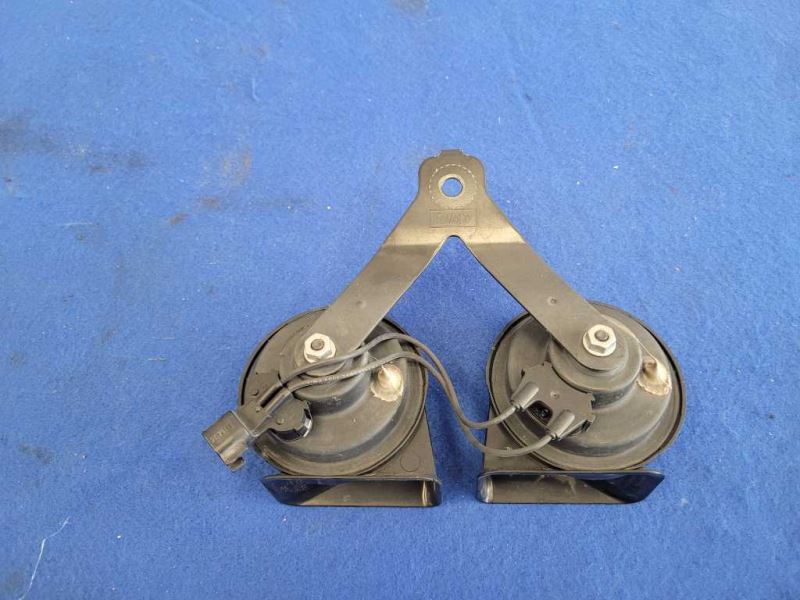 2015-2017 Ford F150 4x4 Pickup Truck Dual Horn Emergency Noise 2482 - The Parts Farm